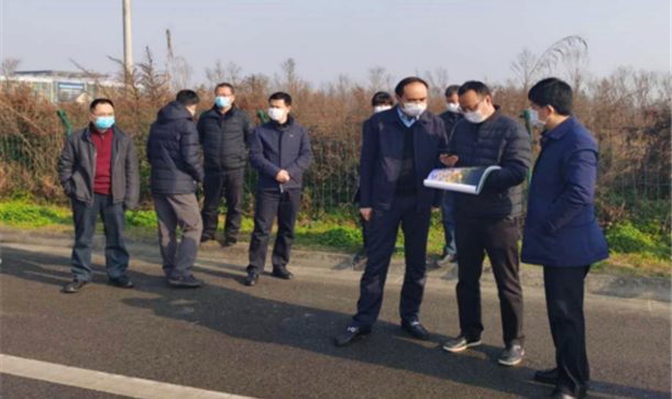 区委副书记、代区长王忠诚调研新繁国际智能家居产业新城项目、成彭路改扩建工程 开复工工作